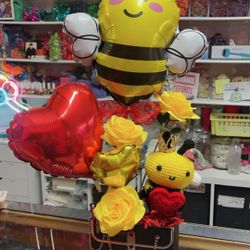Abeja reyna Gift basket 