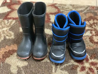 Size 10 T rain and snow boots