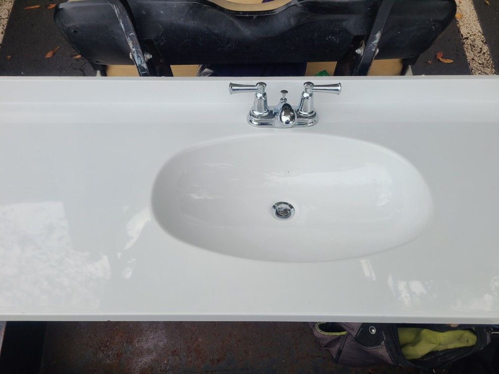 Bathroom Counter Top