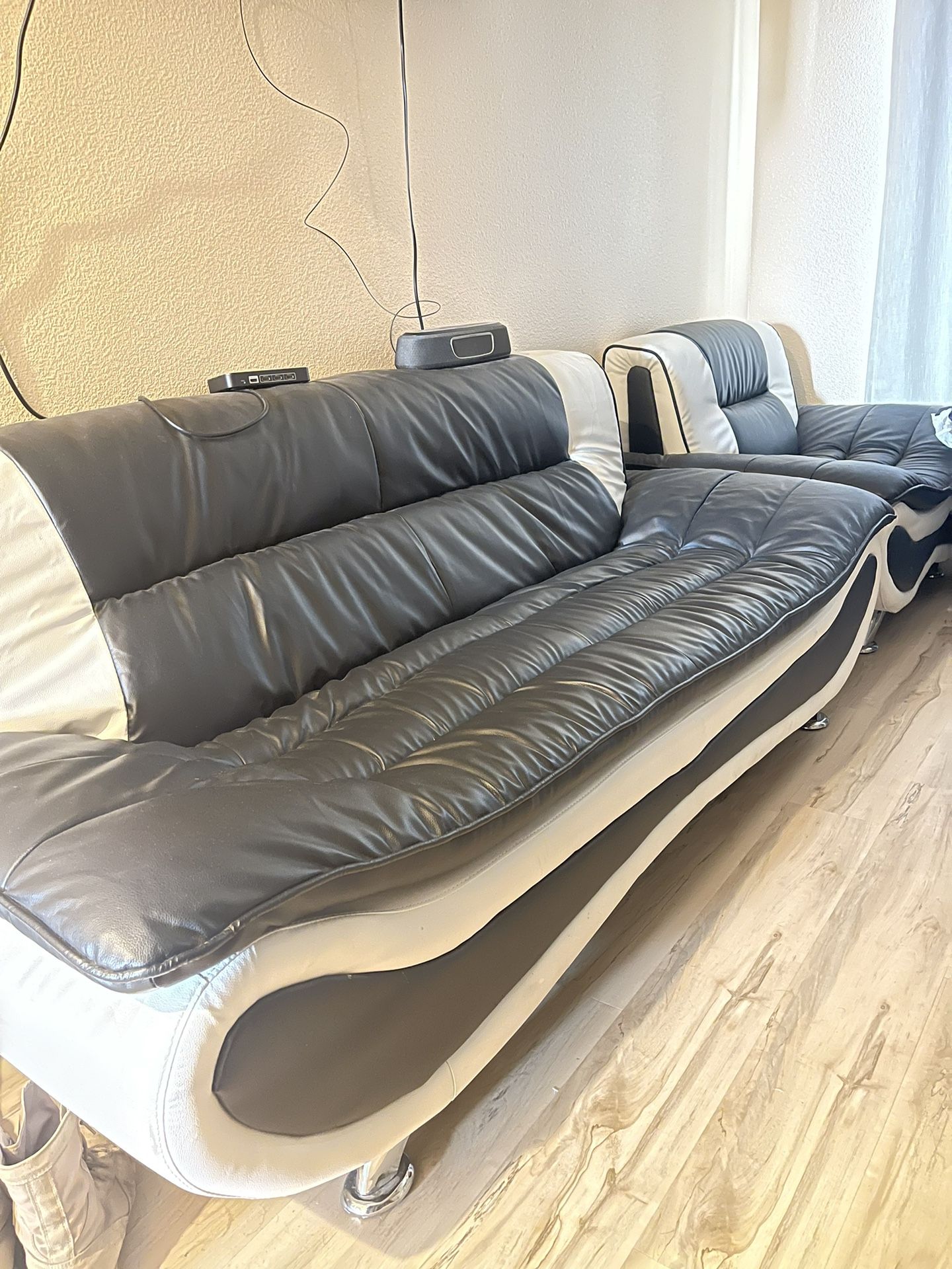 3 Pieces Sofas for Sale in Stevinson, CA OfferUp