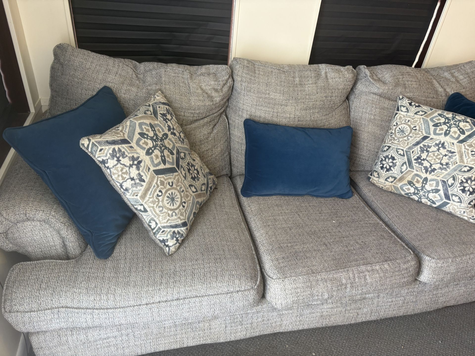Couch Forsale