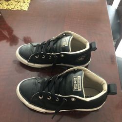 New Boys-Girls Converse AllStar Shoes size 3