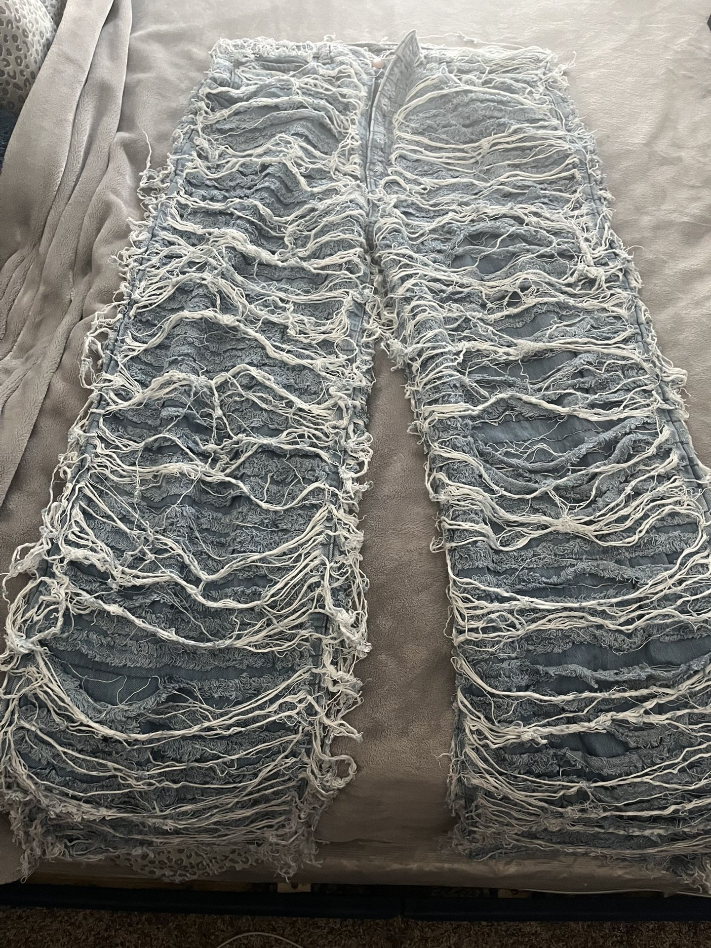 New Extremely Distressed Jeans Unisex