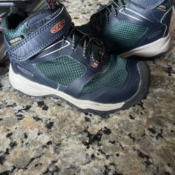 Keen Kids Wandering Boots sz. 9 US - Waterproof