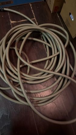 Pressure washing hoses