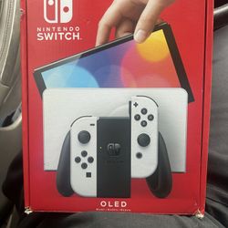 Nintendo  Switch 