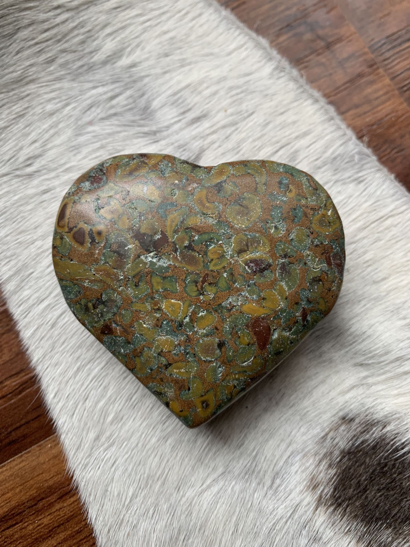 Jasper heart stone