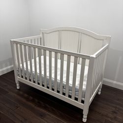 Pottery Barn Baby White  Catalina Crib 