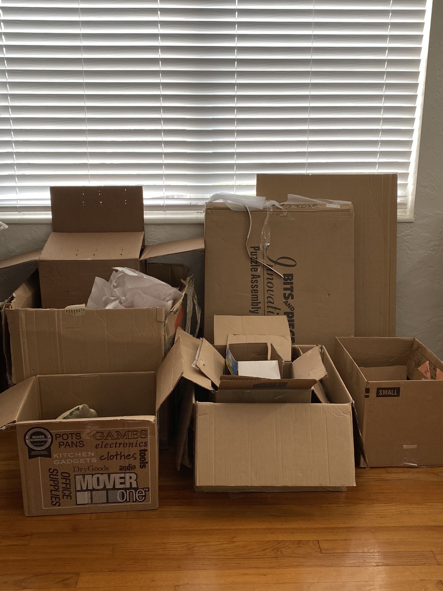 Free Boxes - more than in photos