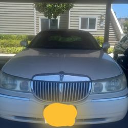 Lincoln 2001 Runs Good Just Lil Maintenance Nothing Major