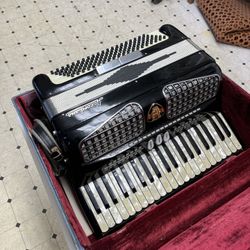 Excelsior Accordiana Model 306 Piano Accordion 