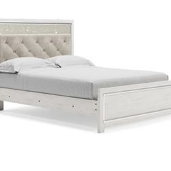Queen Size Bedroom Set 