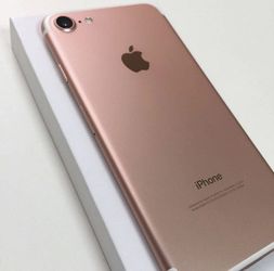 iPhone 7 32gb 🍏🍏🔥🔥🔥PRICE DROPPED 🔥🔥🔥🔥unlocked excellent condition! $189🍏🍏🔥🔥.