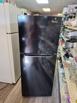 Magic chef refrigerator 59x24x24.