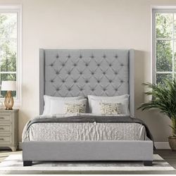 Queen Button-tufted Bed