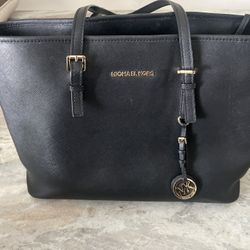 Micheal Kors Tote Purse (black / Gold)