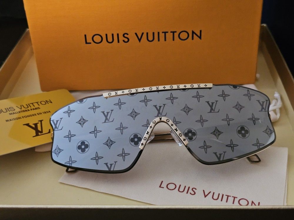 Louis Vuitton LV Waimea Sunglasses