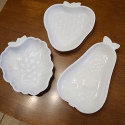 3 Hazel Atlas Vintage Milk Glass Fruit Dishes