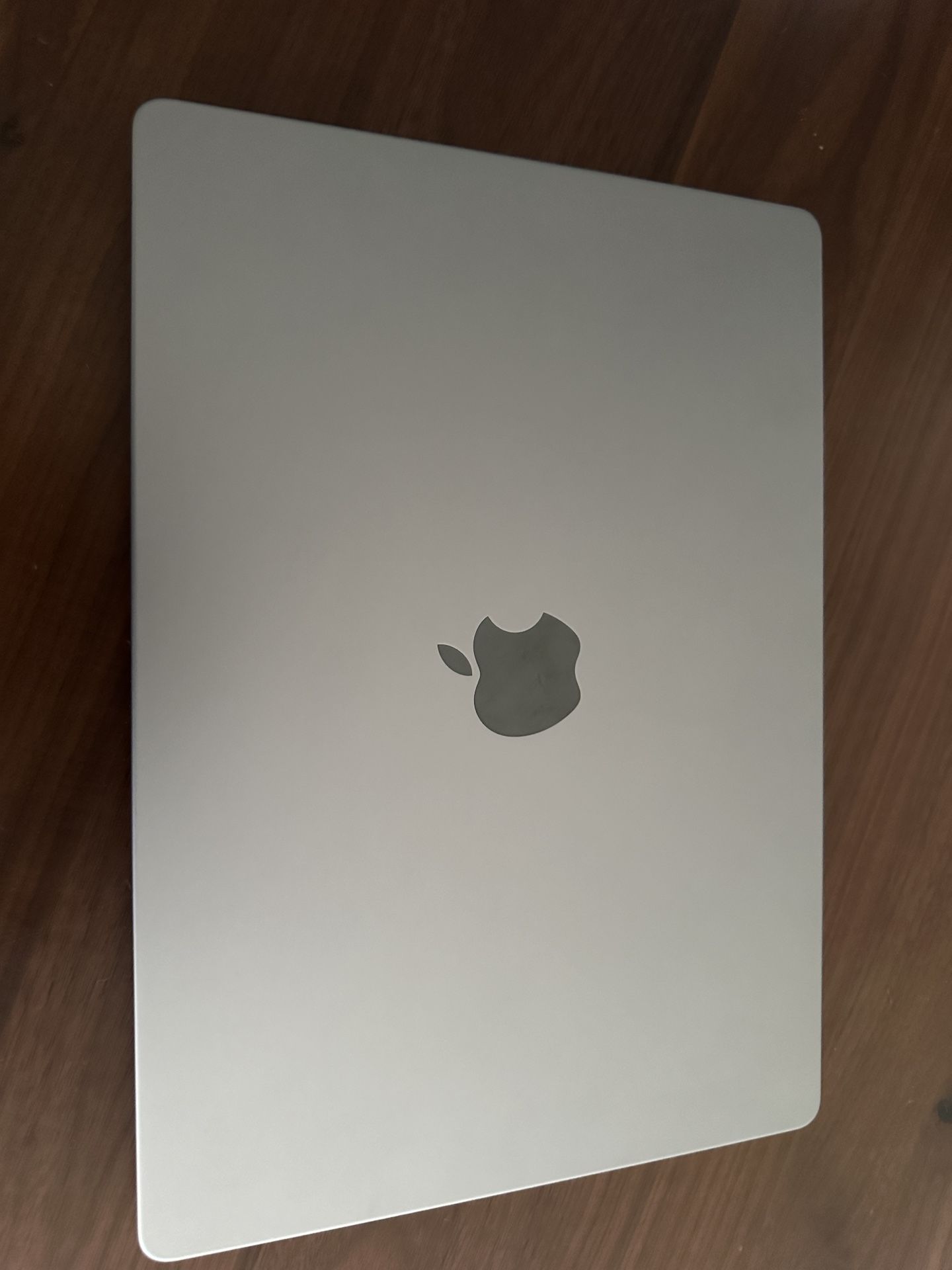 Macbook Pro 2023 M2 Max 1TB RAM 32GB