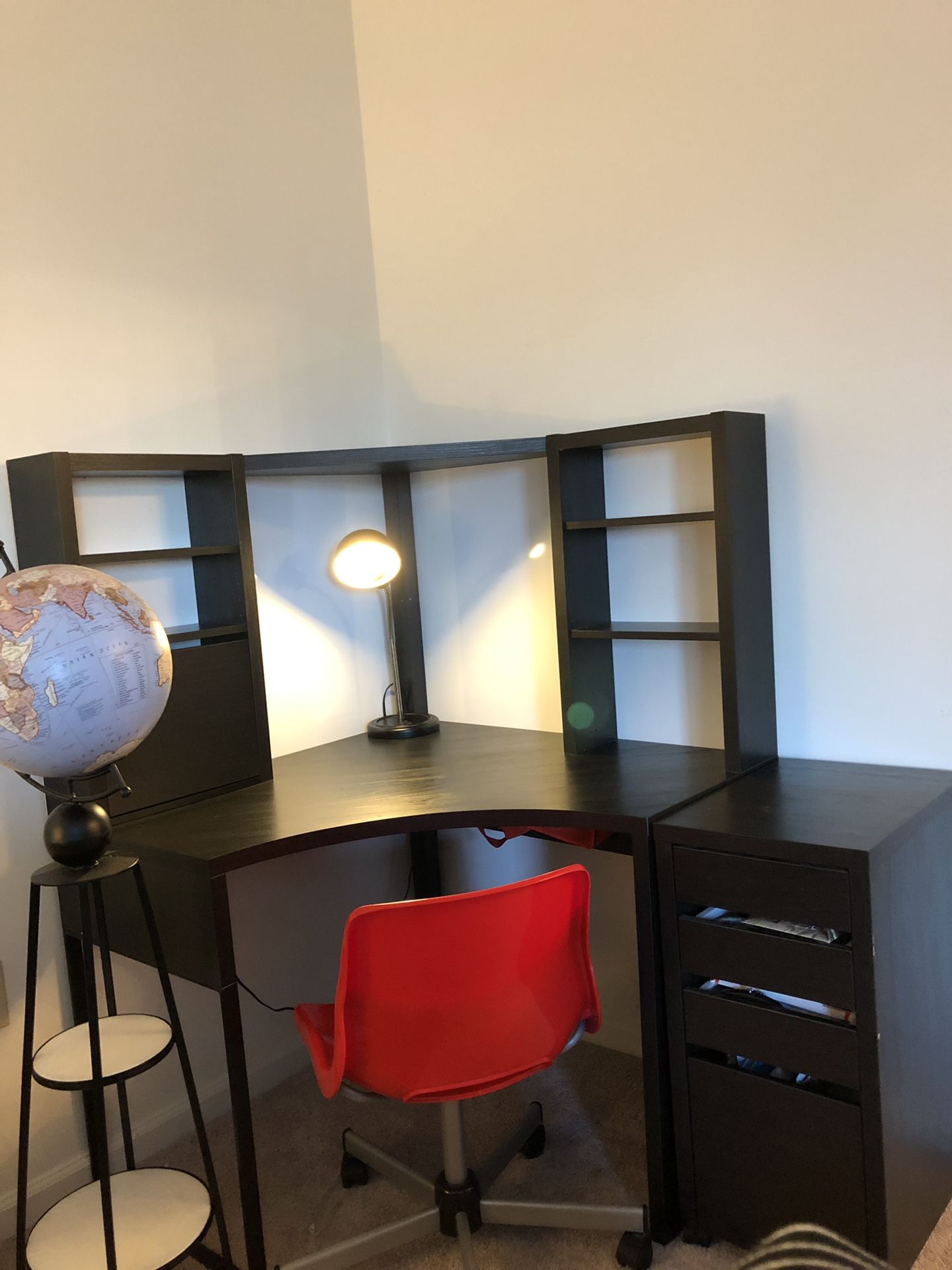 Beautiful Corner Desk & chest