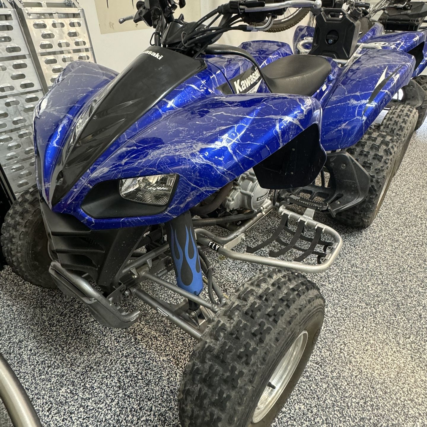 2 ATV Kawasaki KFX700 