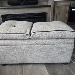 New Storage Bench For Table Or Bedroom 
