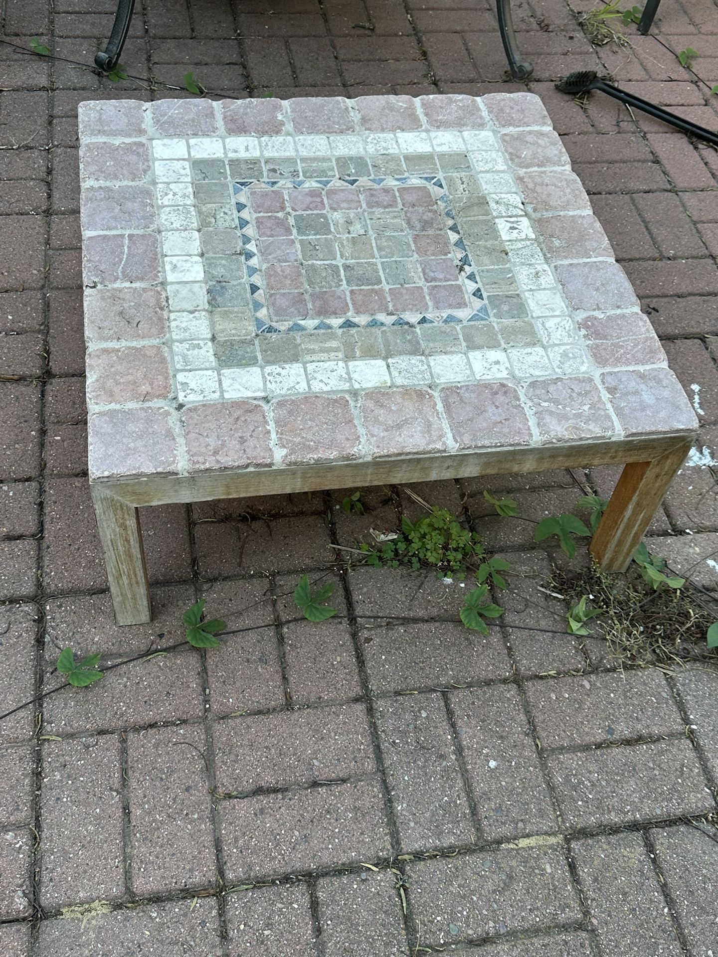 Tile coffee table