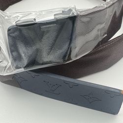 Luxury Belt Black Buckle With A Blue Belt With Brown reversible