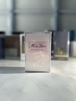 MISS DIOR BLOOMING BOUQUET