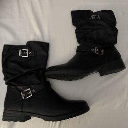 Black Boots 