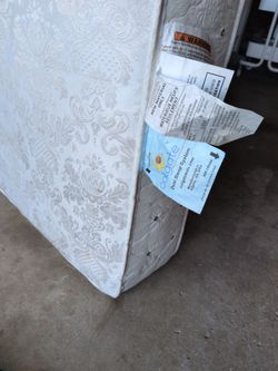 Baby bed mattress new never used.