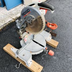 Ridgid 10” Miter Saw Model MS1050 1