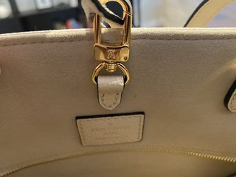 Authentic LV (3) Included With Dust Bag And Box for Sale in Columbia, MD -  OfferUp
