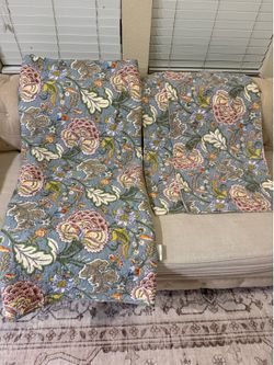 MOVING SALE! Levtex Reversible Full size comforter