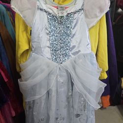Cinderella 7/8 Girls Disney Halloween Costume. 