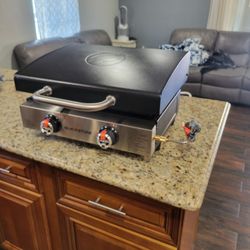 Blackstone Griddle 22"