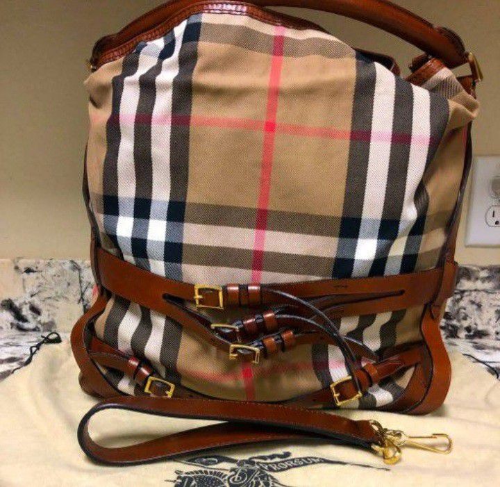 EXCELLENT CONDITION 100% Authentic BURBERRY Ladies Women Purse Satchel Tote Bag Handbag Crossbody Leather Handles + Dustbag INCLUDED
