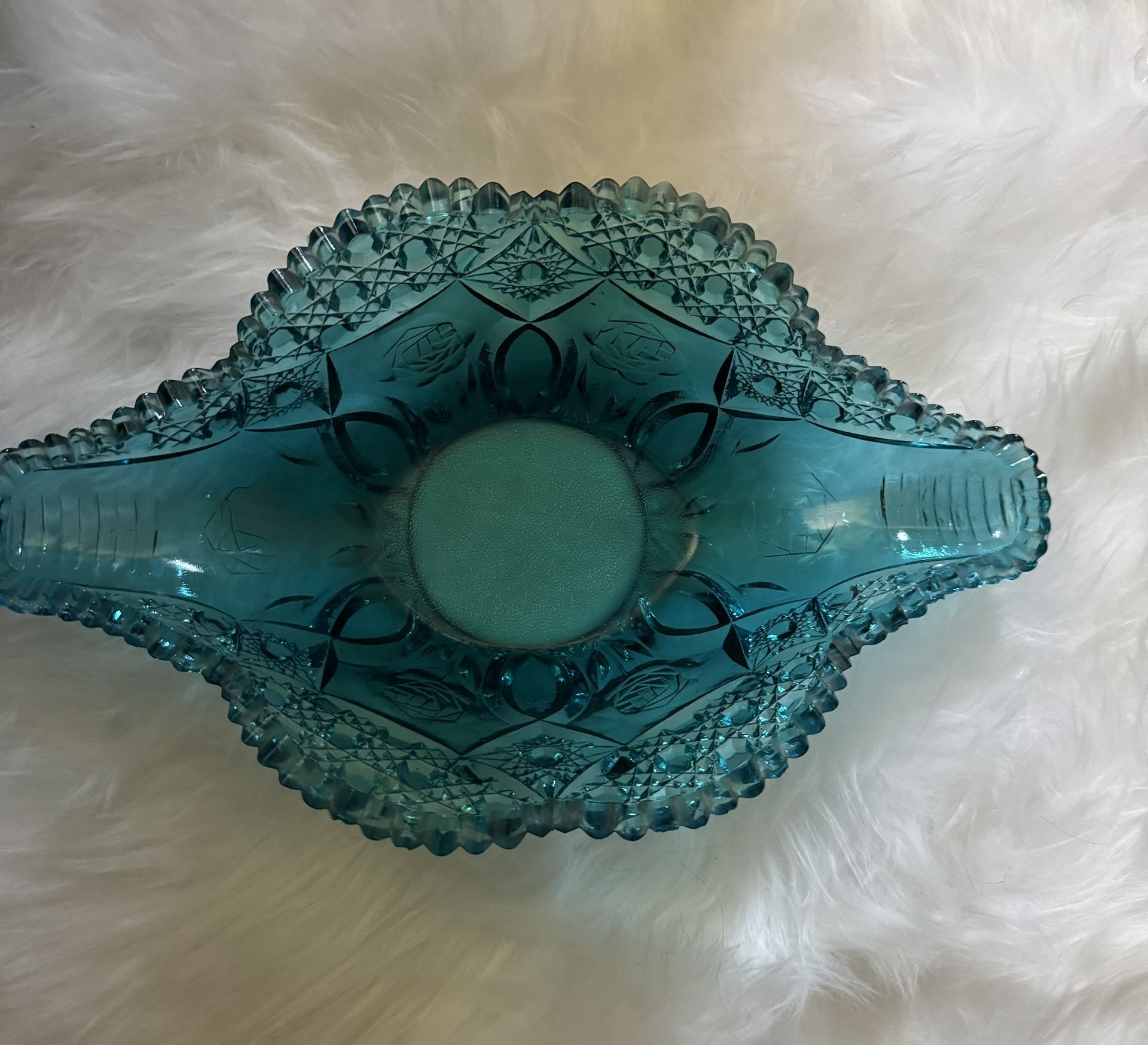 Antique EAPG Daisy and Button Heavy Turquoise Glass Bowl -Collectible Glass | Scalloped Edges