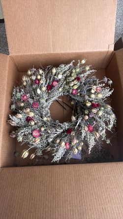 Floral wreath
