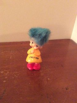 Vintage 1970 It's The Berries I Wuv You Collectable Love Figure Blue Hair