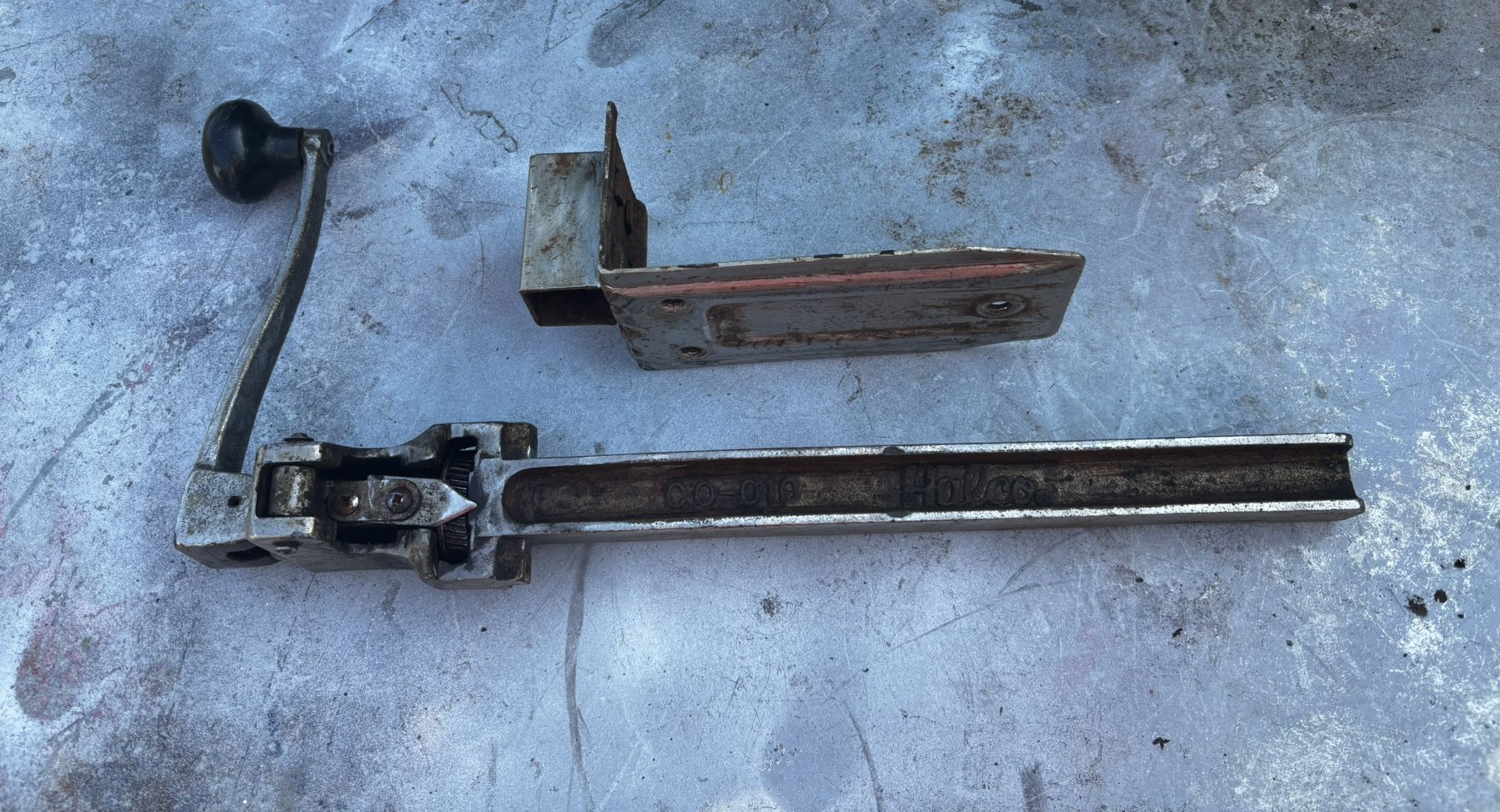 Halco Commercial Can Opener