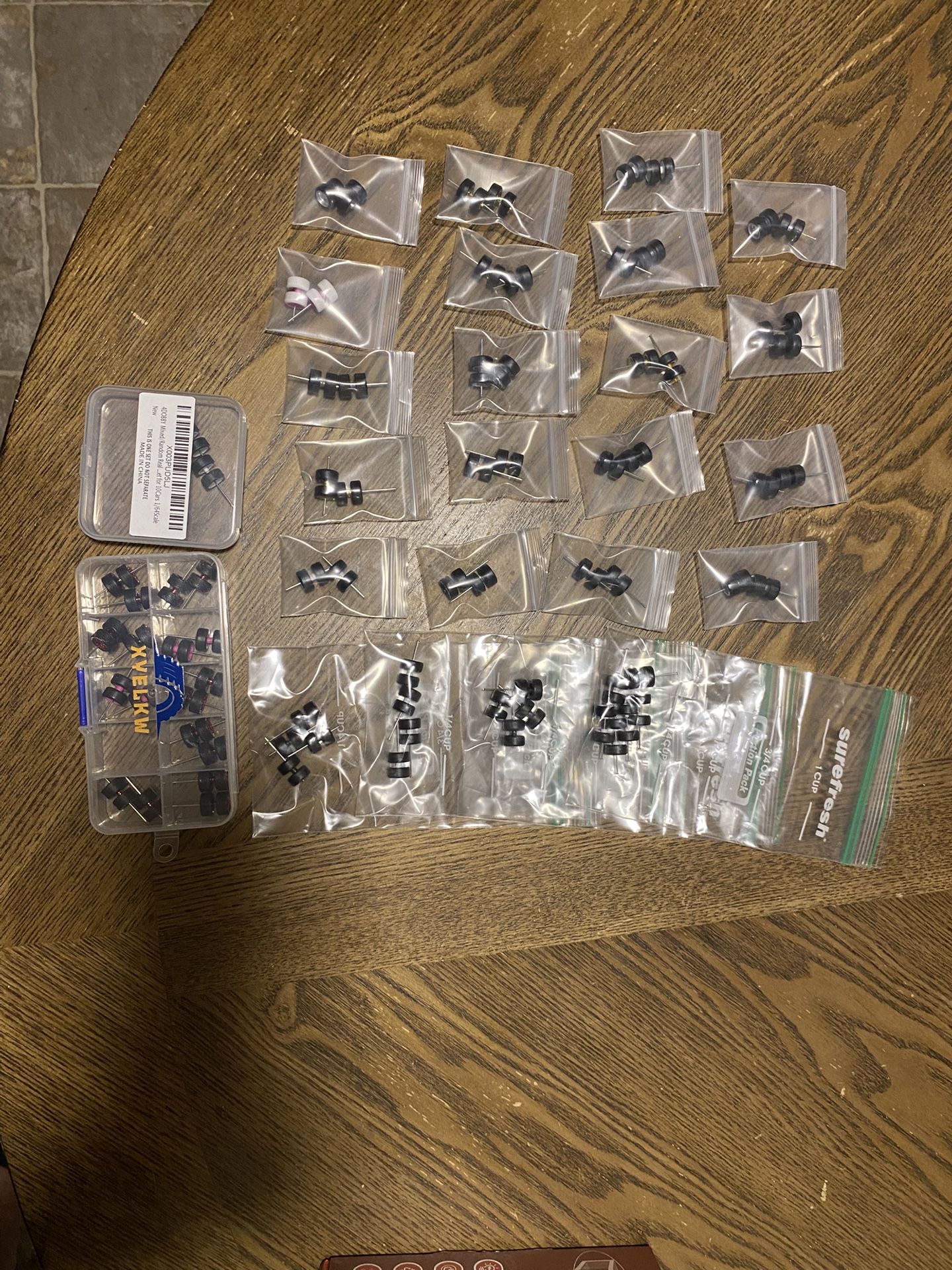 1/64 Scale Die cast Wheels And Tire Sets