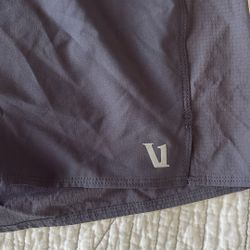 Vuori Shorts