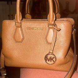 Mk small purse