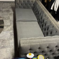 Luxurious Sofa 