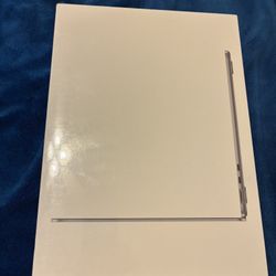 Apple MacBook Air M2 Chip 512gb