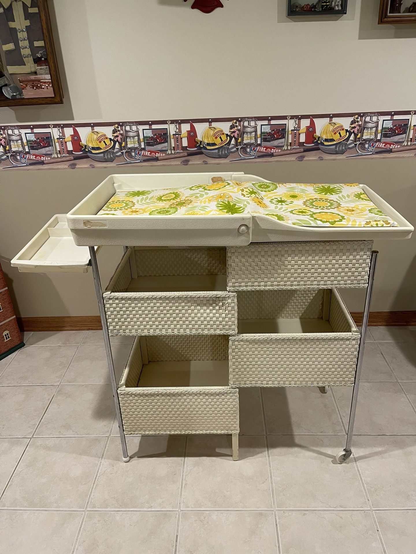 Vintage wicker Dressing Table