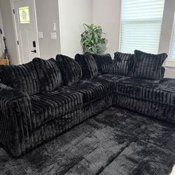 New trendy Fluffy sectional couch $10DOWN