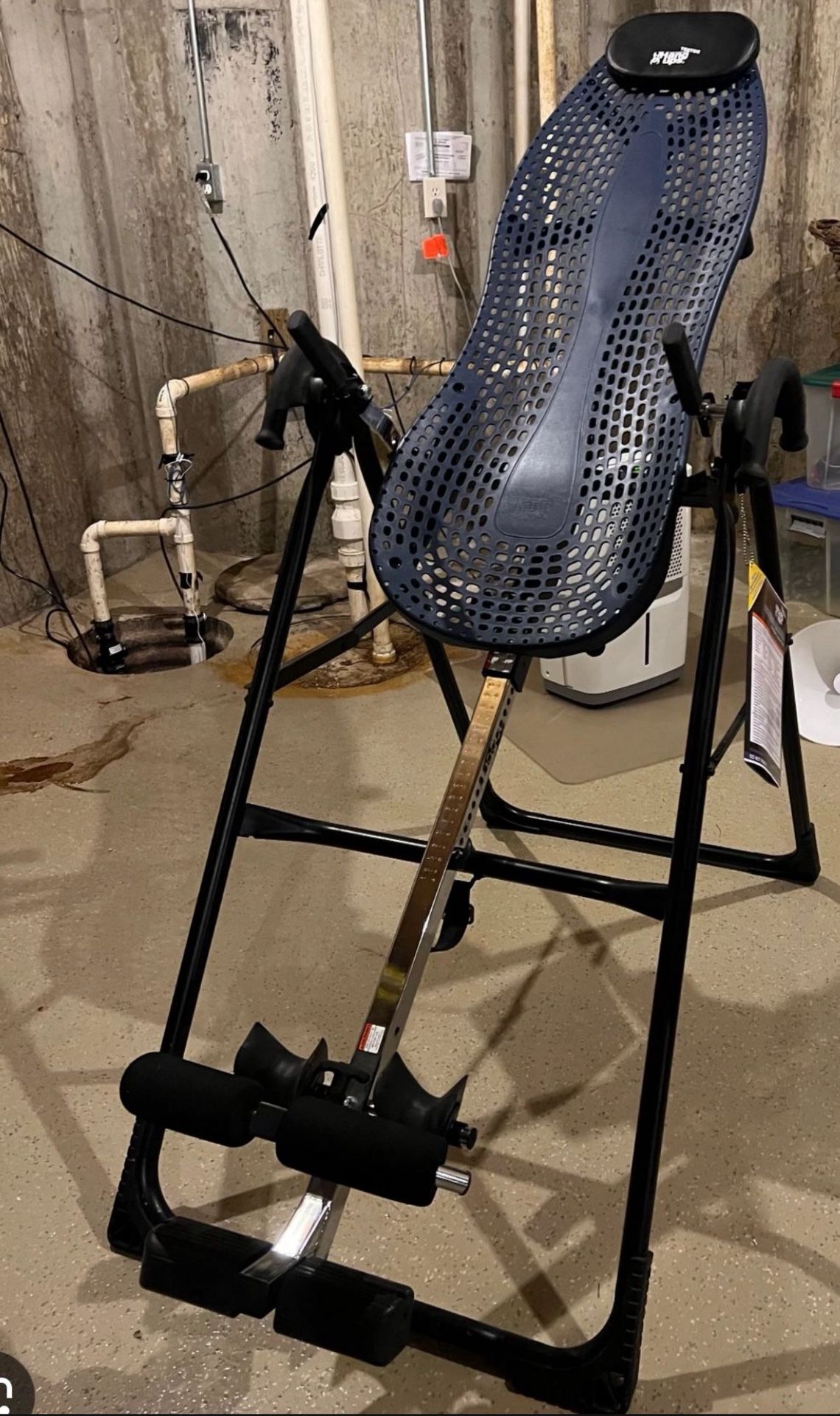 Inversion Table hang up side down