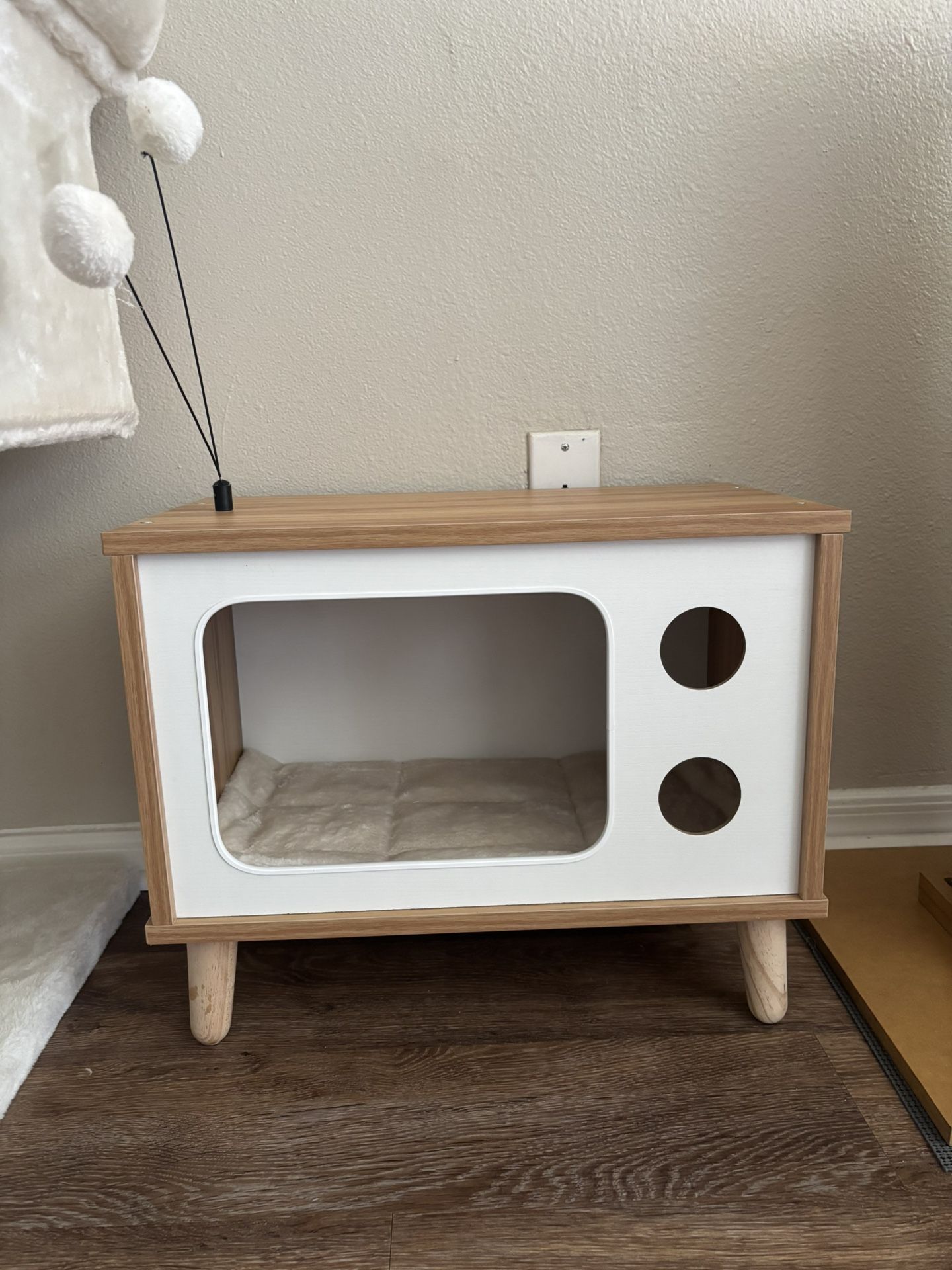 Cat House